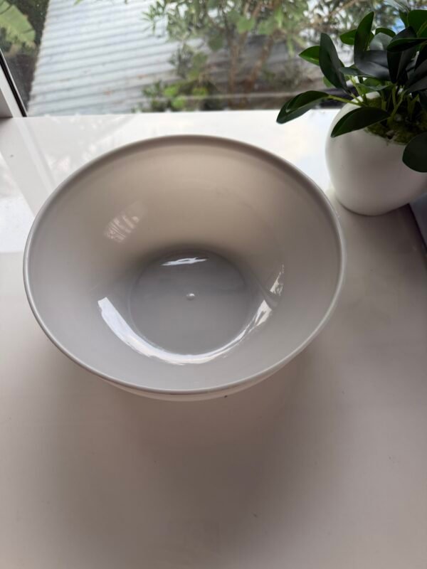 Henna mixing bowl