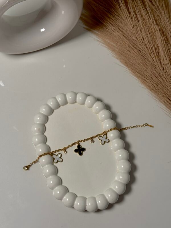 Black & White Clover Bracelet