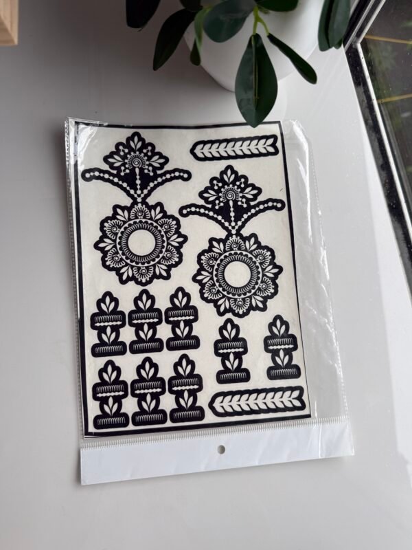 Simple henna stencil (v75)