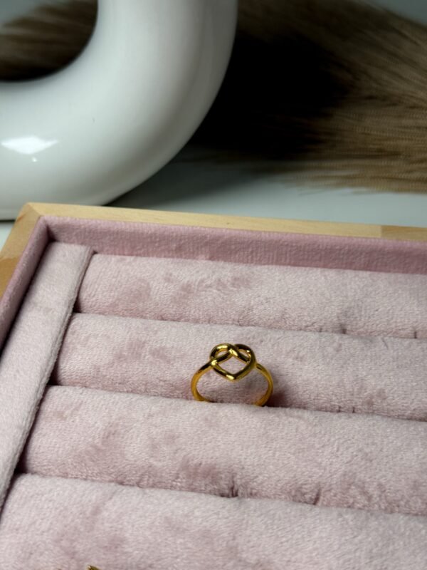 Love knot ring