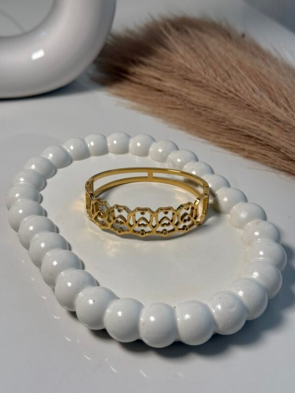 Heart Lace Bangle