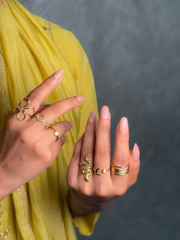 Anti tarnish Rings set  (6 pc Rings)